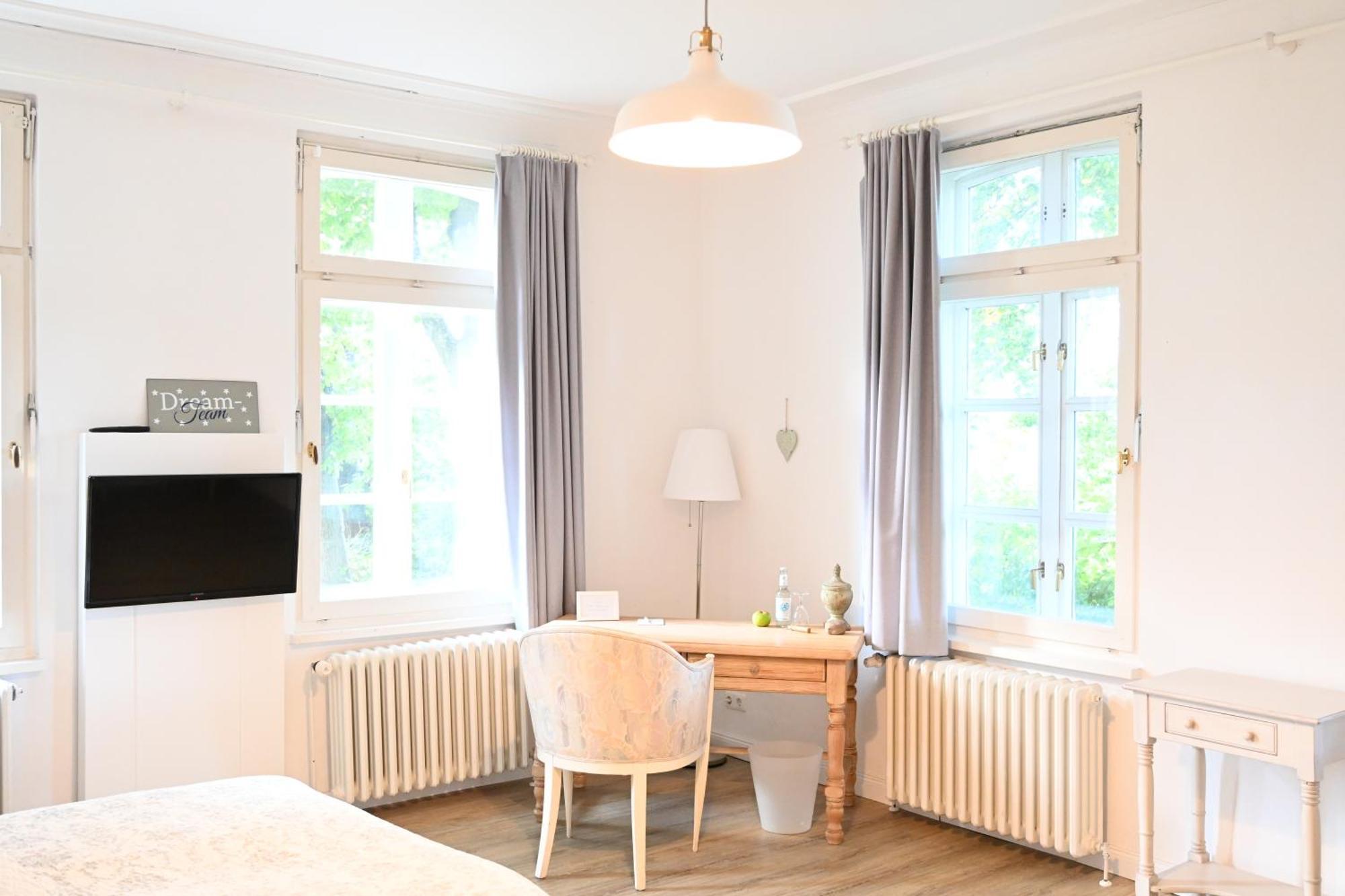 Landsitzhotel Und Seminarium Peterhof Hodorf Eksteriør bilde